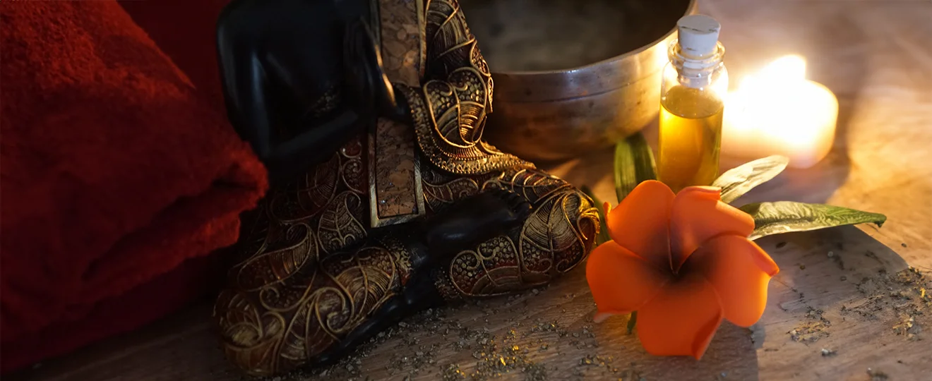 Tibetisch-Energetische-Rückenmassage-Bild 1